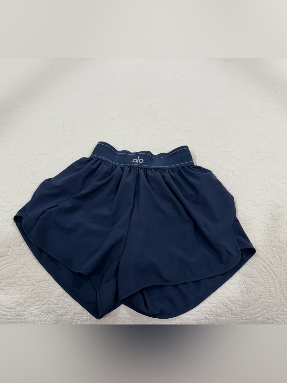 Alo Women's Navy Match Point Shorts